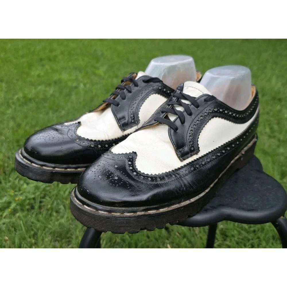 Dr. Martens 3989 Vintage Made in England Black White Wingtip Brogue Shoes